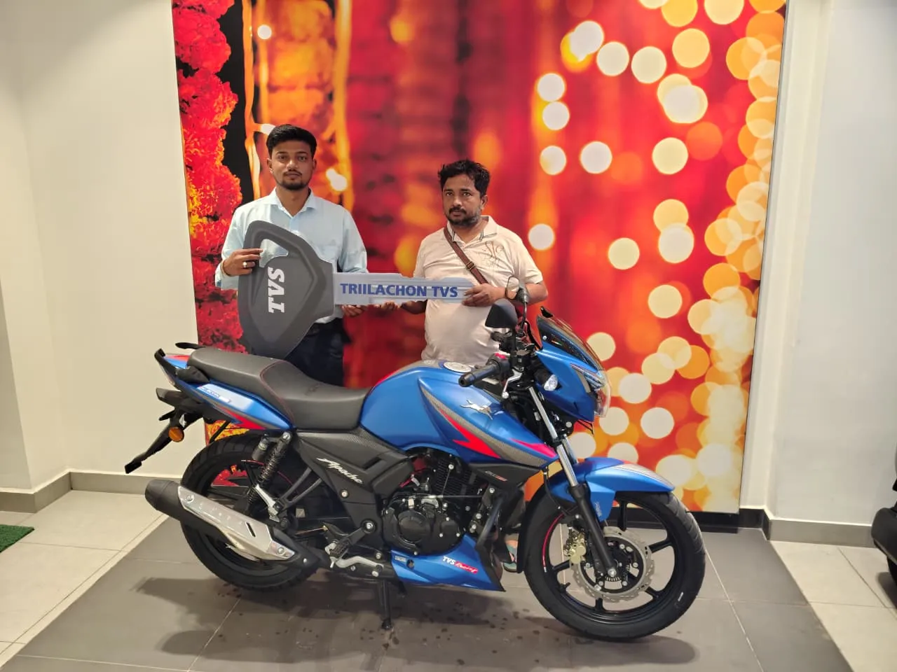 iQube Electric Smart Delivery